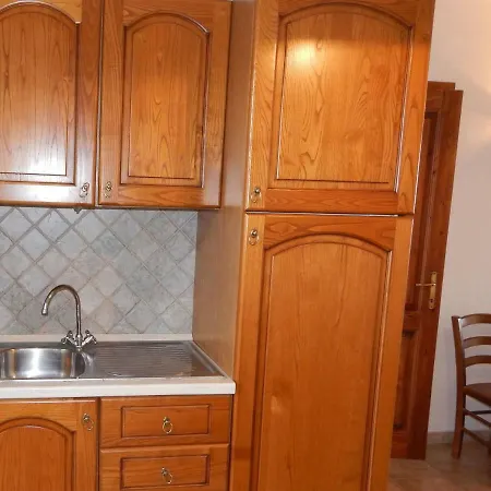 Dom wakacyjny Locazione Turistica Casa Pompia 2 *